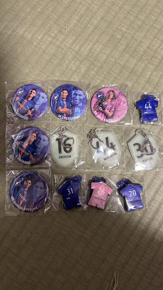 nattyanFvvvv's tweet photo. 2026/9/20 最新版

（譲）写真の物
（求）買い取り（1個　定価500円）現金にて

現地お取引きのみお願いします🙏
ホーム戦は毎試合行くので、ホーム戦であればいつでも大丈夫です！！

お気軽にお声掛け下さい🙇‍♂️🙇‍♂️

#vvaren
#Vファーレン長崎 https://t.co/97Kcbaiq1V