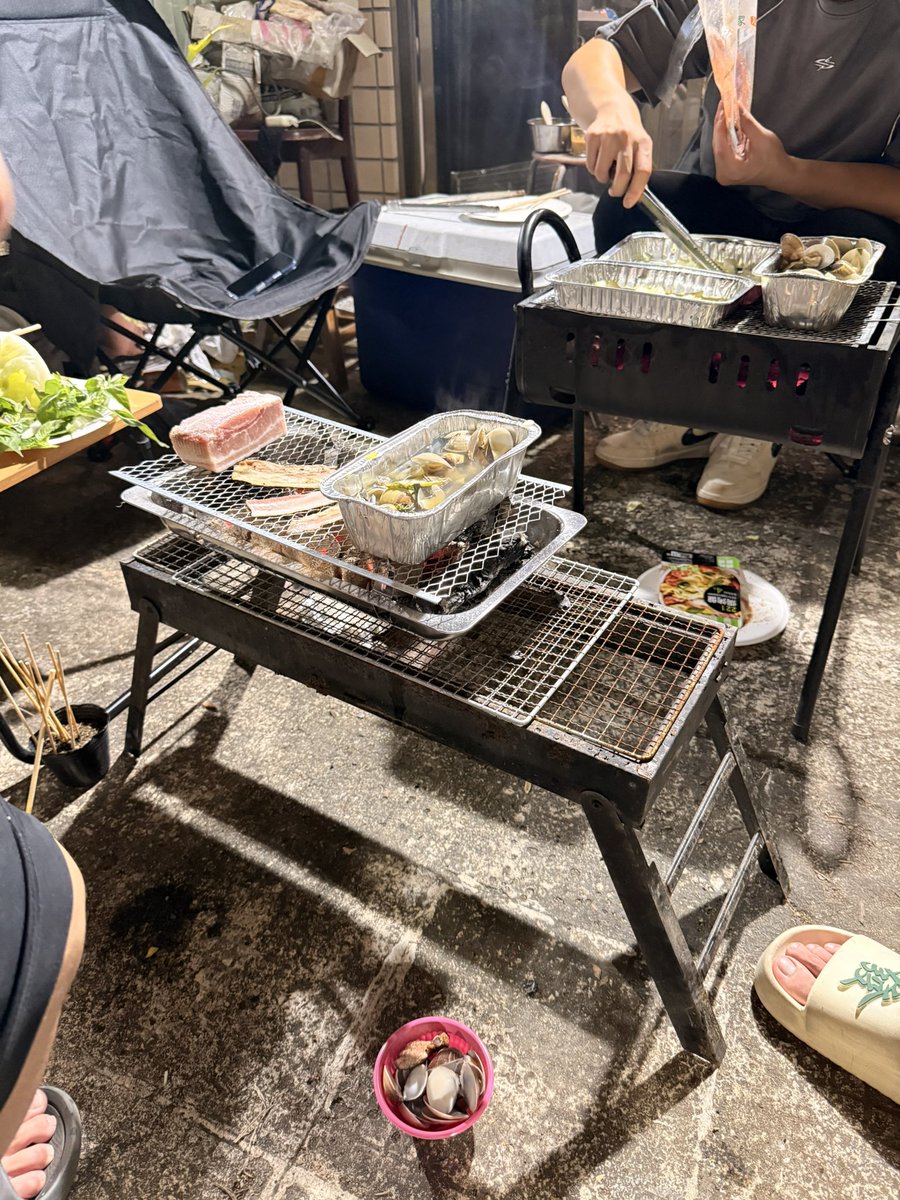 cyl0418_'s tweet photo. 只有我提早烤肉而已嗎？ https://t.co/yxlDsxPIiq