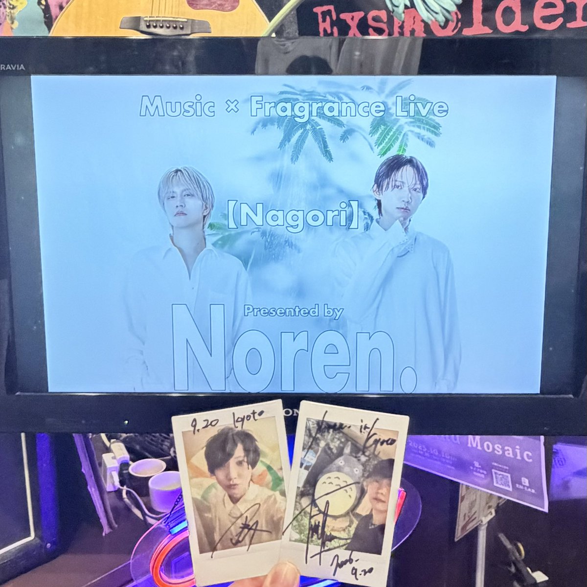 r_Re5_E's tweet photo. Noren.京都ライブ楽しかった☺️
今日のために出来たてほやほやの新曲披露してくれたから嬉しかった🙏
MCで新たに2曲も書いているって言ってたから、次回のライブ開催が待ち遠しい✨
Yoiyamiや他曲の配信もお願いします！！
ライブありがとうございました👏👏👏
#Noren https://t.co/j2HxoBHX0T