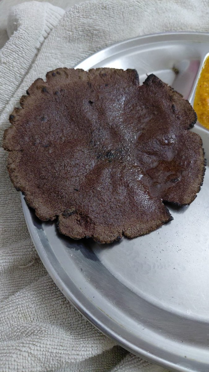 Naive_in's tweet photo. The future of smart eating might be hiding in something India has known for centuries. 🌾

Millets = traditional wisdom + modern nutrition + versatile everyday food.

Sometimes, going back to our roots is the smartest way forward.

#Millets #ShreeAnna #HealthyEating #SmartFood https://t.co/XJBIoQcjL1