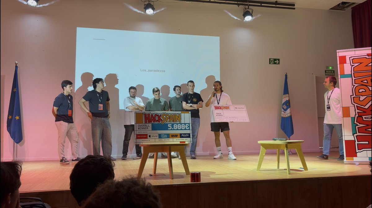 fedeloz98's tweet photo. Aura farming @hackspain26 #HackSpain https://t.co/cTjigYcywZ