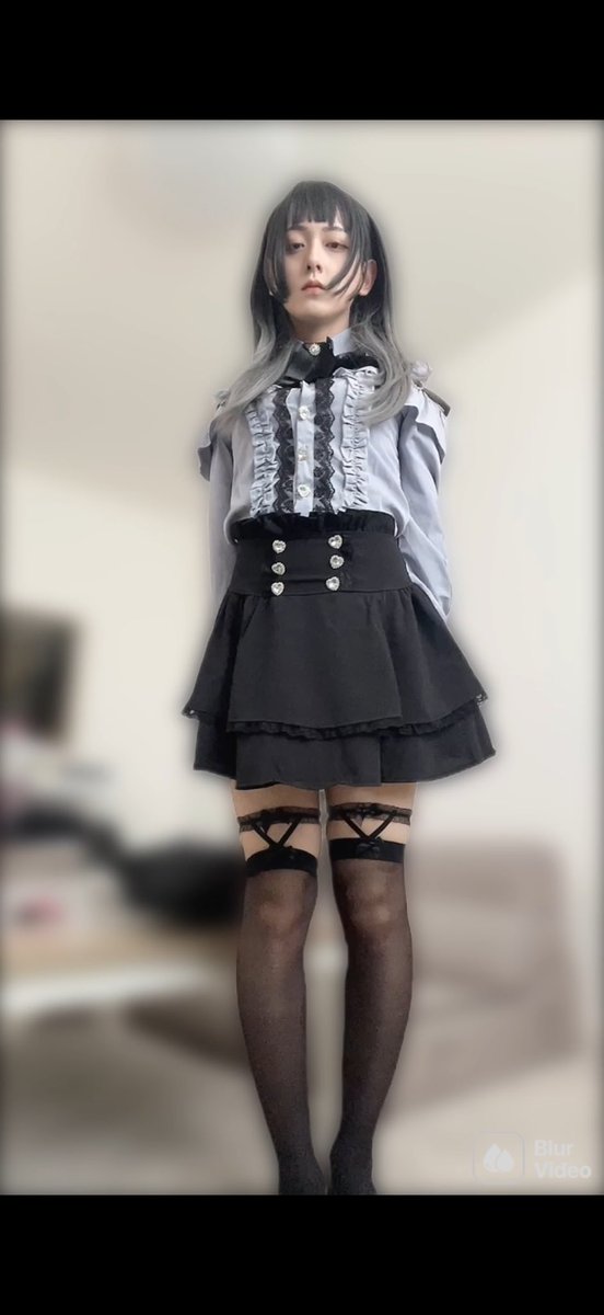 euh4l's tweet photo. 地雷系で女装した時のやつです！
下から撮ってたので伏せ目で目つき悪いです
#女装　#男の娘 https://t.co/vbGECO8lTY