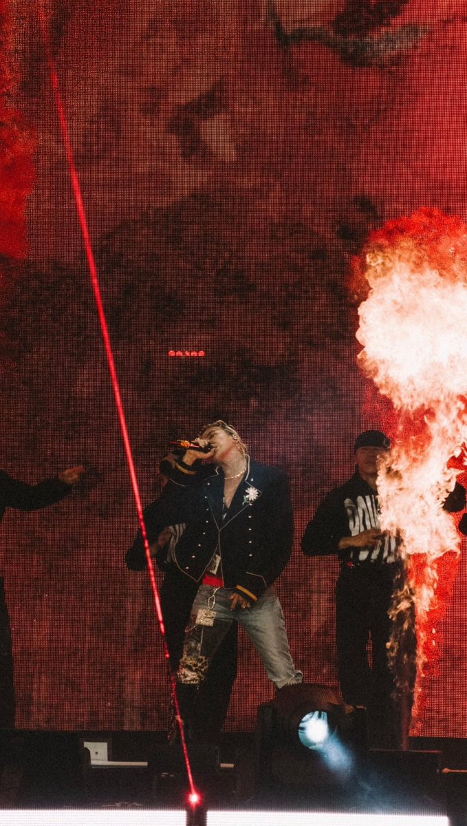 ZashikiforGD's tweet photo. pretty

©️白墨水

#GD #GDRAGON #지디 #지드래곤 #권지용
#kwonjiyong #權志龍 #위버맨쉬  #ジヨン
#BIGBANG20주년 https://t.co/g9rXuNkR5E