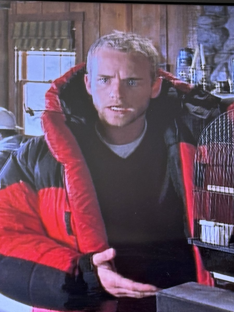 WyndupMerchant's tweet photo. wtf is up with the upscaling on Malcom in the Middle on Disney+ https://t.co/FXKrHdPBO2