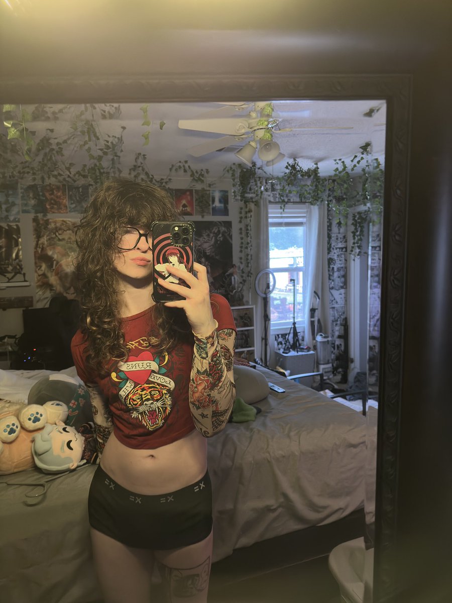 cainlover55's tweet photo. Good morning #femboy #gay https://t.co/ud5s8drmky