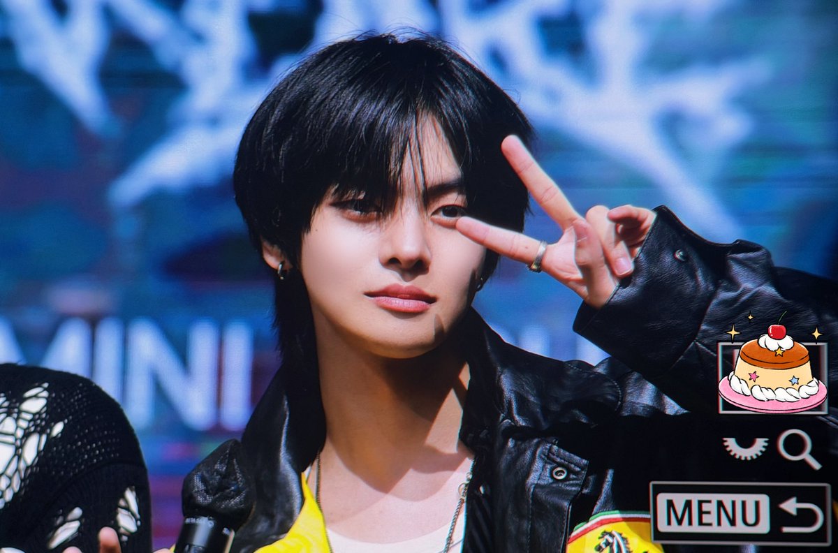 2leo02's tweet photo. 260920 🖤🖤🖤
#리오 #LEO #이리오 #LEELEO #リオ #ALPHADRIVEONE #ALD1 #알파드라이브원 https://t.co/LUgAXRotjM