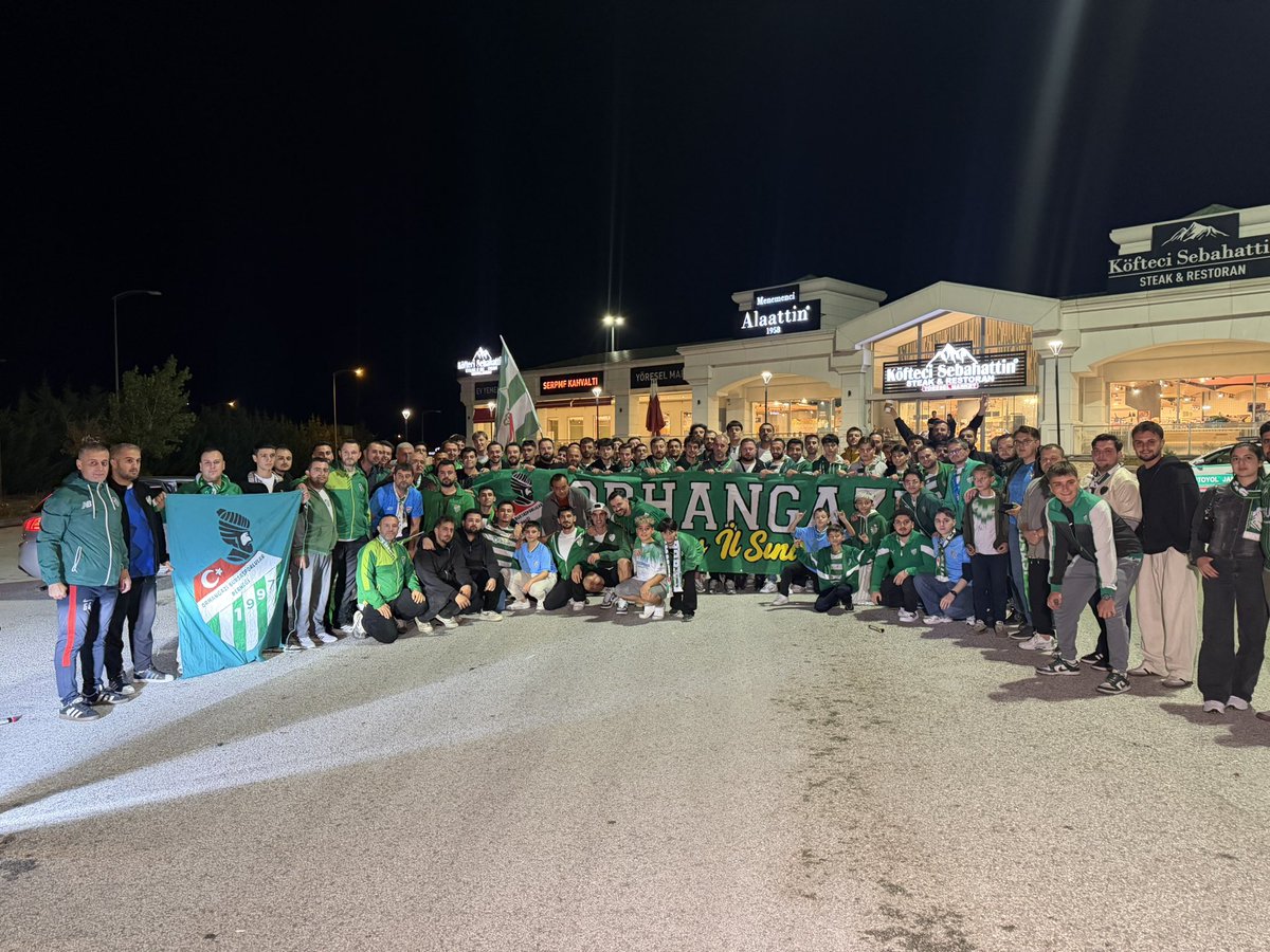 OrhangaziBSD's tweet photo. ASLA YALNIZ YÜRÜMEYECEKSİN 💚🤍

TEKSAS İL SINIRI ORHANGAZİ 🐊🐊

04:20 ⏰  yok bu sevdanın ötesi 💚

@BursasporSk @EnsCelik16 @67Kelechi @teksasorg @bsmedya @bursasporluyuz https://t.co/OMtEks3YAa