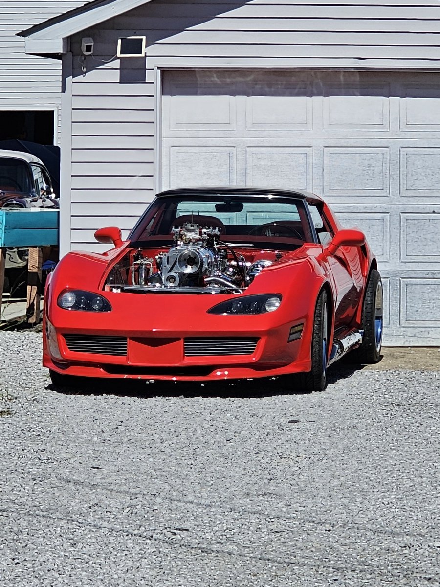 wegWillyG's tweet photo. So today, Hot Wheels, my 3 and 1 Corvette, goes to box performance to get completely gone through the motor more or less, make sure she's performing to her best ability https://t.co/yvGOCTC6KP