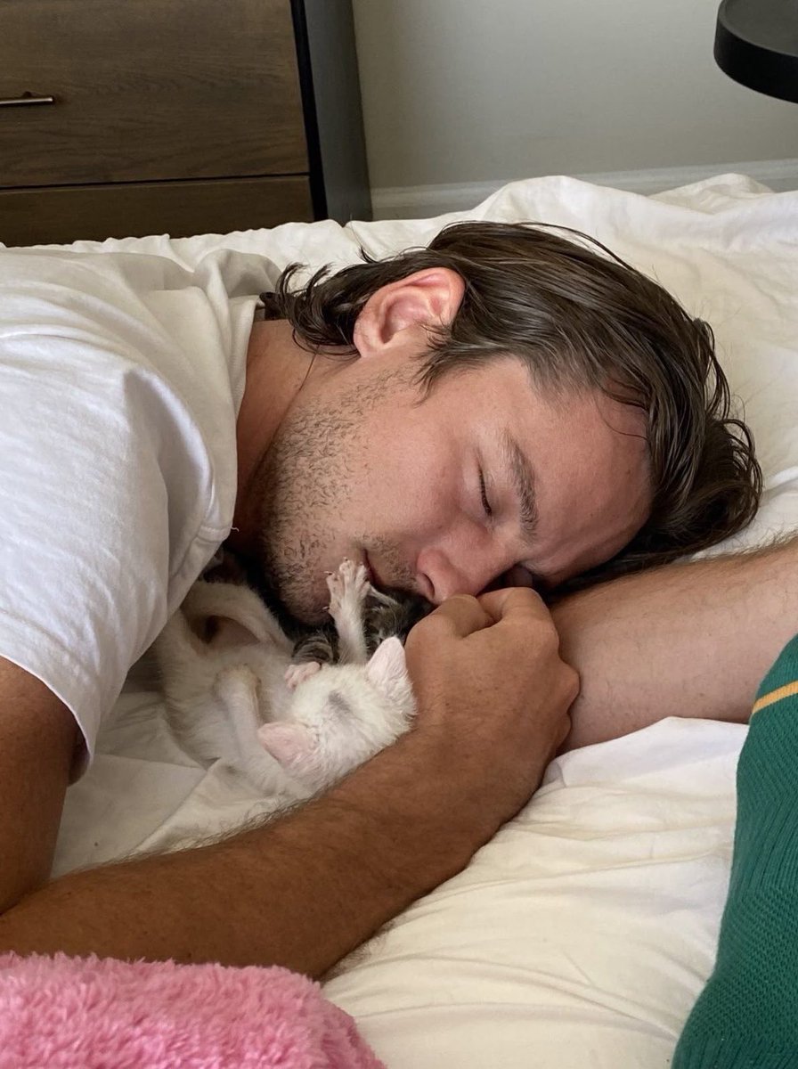 andordameron's tweet photo. here are some pics of lewis pullman with kittens &amp; puppies to brighten everyone’s day <3 https://t.co/RXcfGimqKI