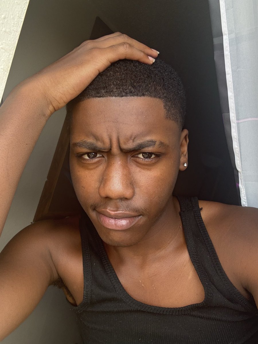 Marteinibae's tweet photo. Love my face 😩😩 #nfs #mlm #sexyface https://t.co/cPxBmSLyU6