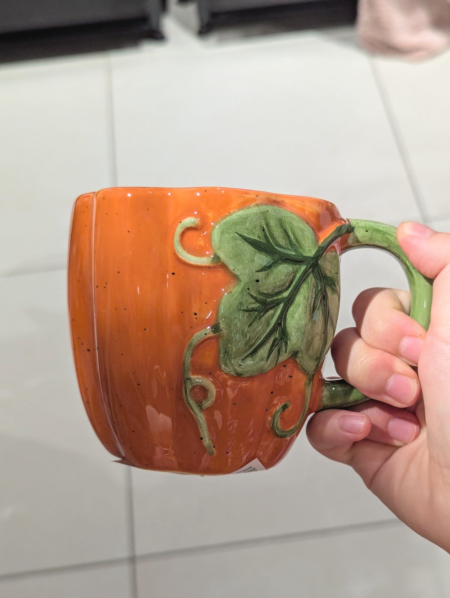 lavieestbelIe's tweet photo. It's pumpkin season 🍃 https://t.co/hNxHRQNIID