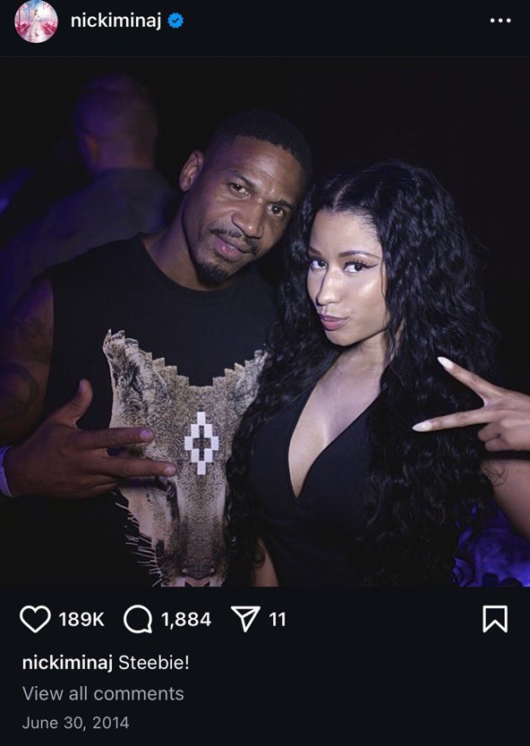 quamaraj's tweet photo. LMFAOJFJNONJ the caption? https://t.co/4Dxez0C60B