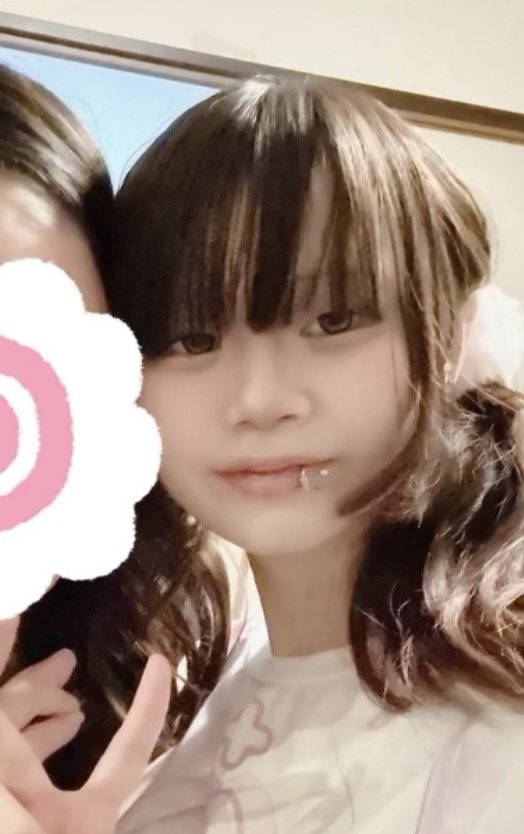 vivi39c's tweet photo. 完全無加工 黒髪時代 𛰙᭜𖫴𖫰𖫱𖫳𖫲𖫲𖫳𖫴𖫰𖫱꛰ ᭜𖫴𖫰𖫱𖫳𖫲𖫲𖫳𖫴𖫰𖫱꛰ಣ
 #自撮り界隈 #病みさんと繋がりたい
 #名古屋   #地雷系  #いいねでＤＭ https://t.co/8v2cb5MbA4