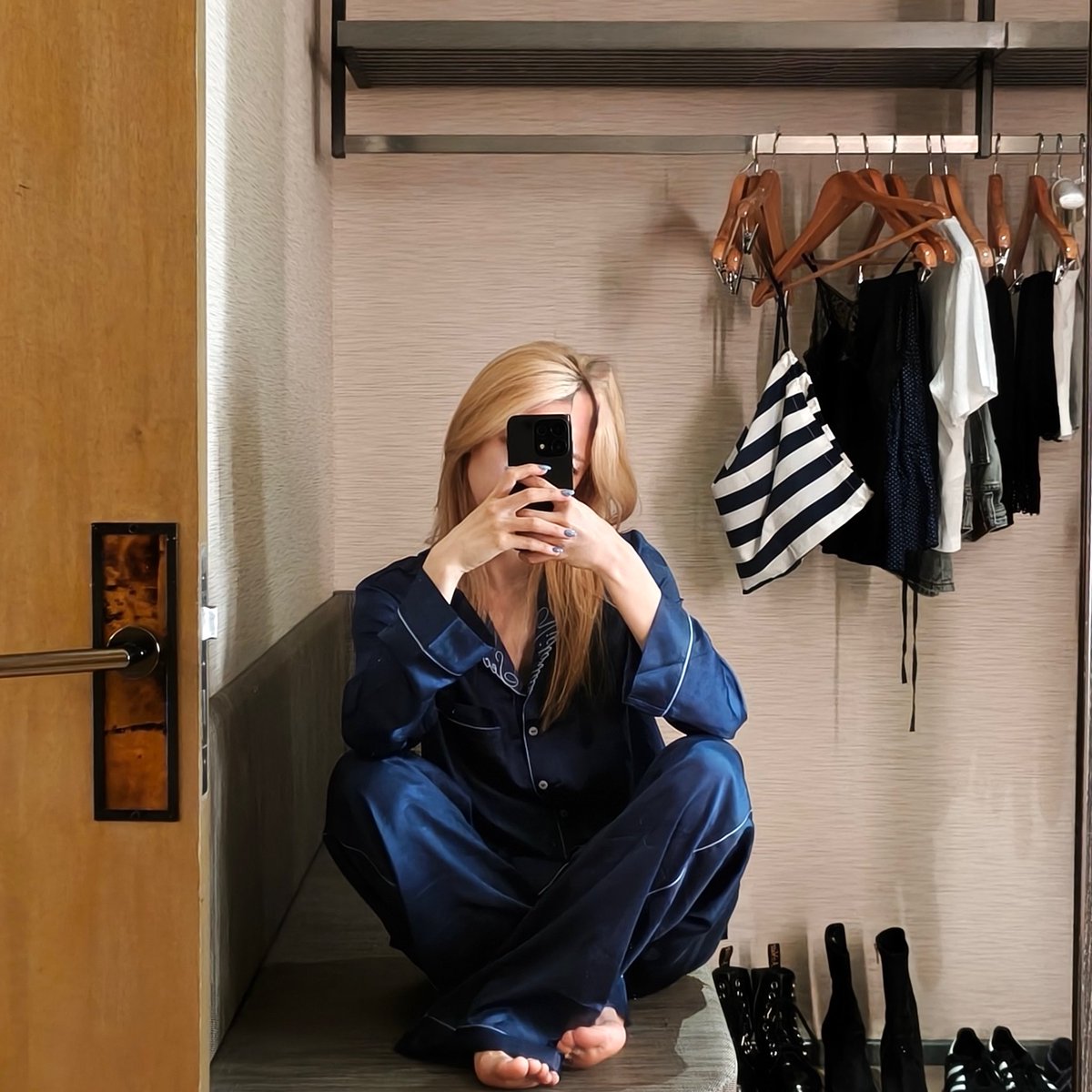 picbaemon's tweet photo. RUKA WEVERSE UPDATE https://t.co/PKzn6QBbSO
