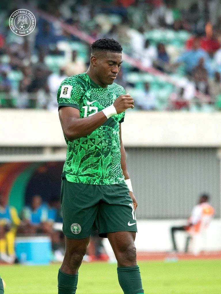 MobilePunch's tweet photo. 𝗔𝘄𝗼𝗻𝗶𝘆𝗶 𝗿𝗲𝗽𝗹𝗮𝗰𝗲𝘀 𝗶𝗻𝗷𝘂𝗿𝗲𝗱 𝗢𝘀𝗶𝗺𝗵𝗲𝗻 𝗳𝗼𝗿 2027 𝗔𝗙𝗖𝗢𝗡 𝗾𝘂𝗮𝗹𝗶𝗳𝗶𝗲𝗿𝘀

𝗥𝗲𝗮𝗱 𝗠𝗼𝗿𝗲: https://t.co/NbEHVeW2qt https://t.co/i2L8h80g7w