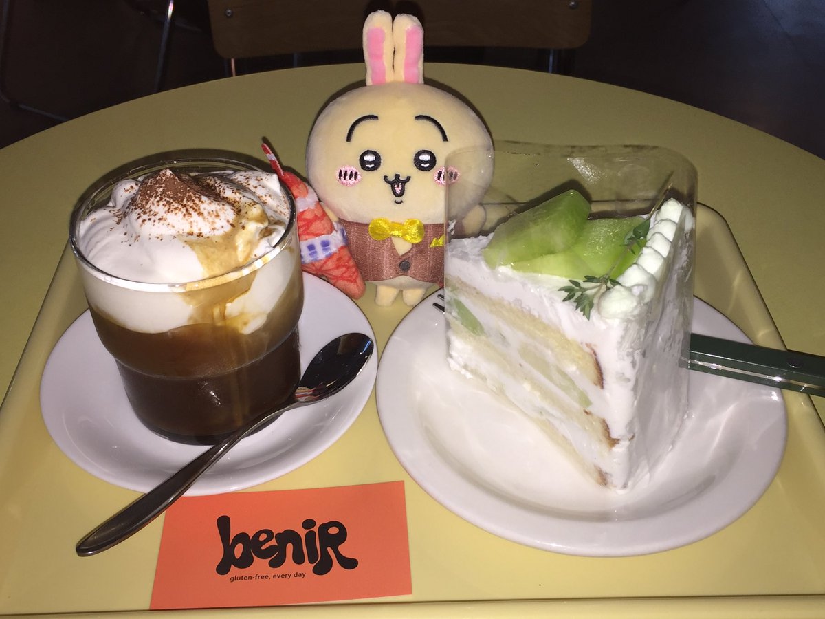 poo_dang_'s tweet photo. 마곡 베니르 🍰 https://t.co/qHSqK46bvF