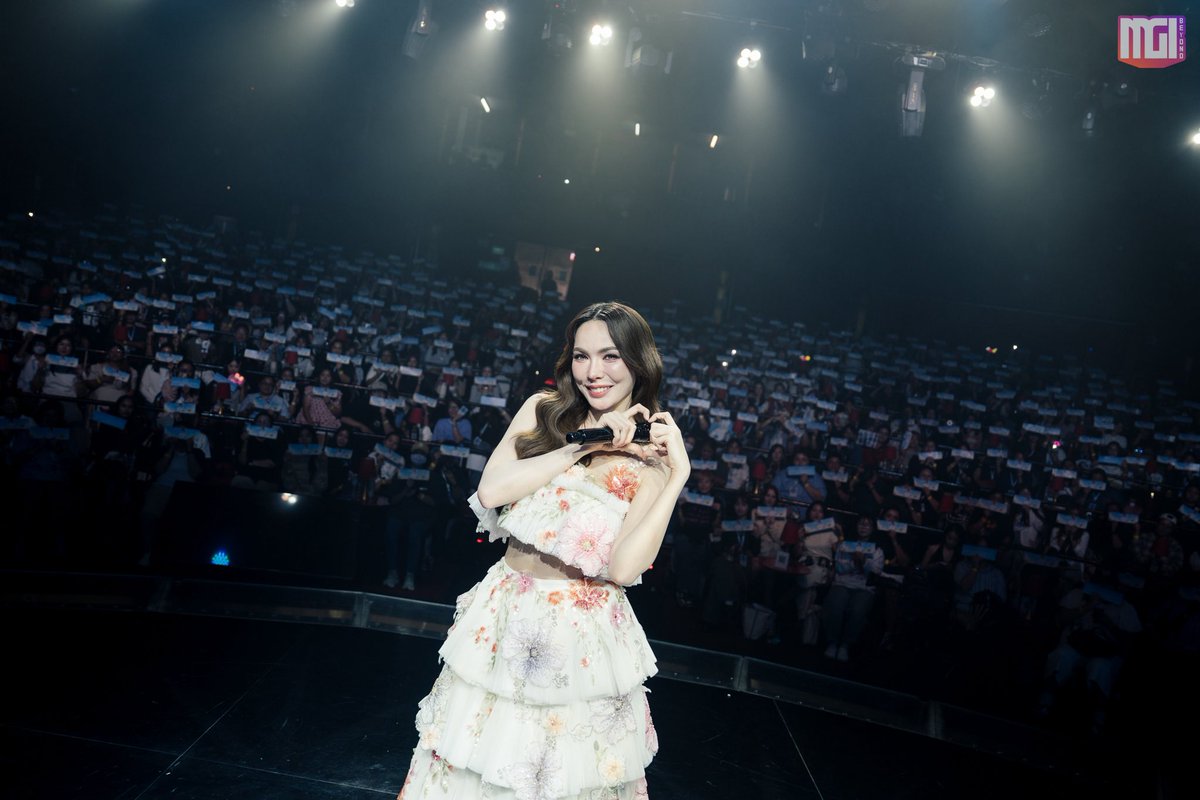 MGIBeyond's tweet photo. OUR HAPPY PLACE OUR SPECIAL DAY. 
 พื้นที่แห่งความสุข และวันพิเศษที่เราได้อยู่ด้วยกันในงาน CHARLOTTE 1st FAN MEETING IN BKK 🐇🤍

#Charlotte1stFanMeetInBKK
#Charlotte1stFanMeetinginBangkok 
#ชาล็อตออสติน #CharlotteAustin
#MGIBeyond https://t.co/MXVhlyLnYi