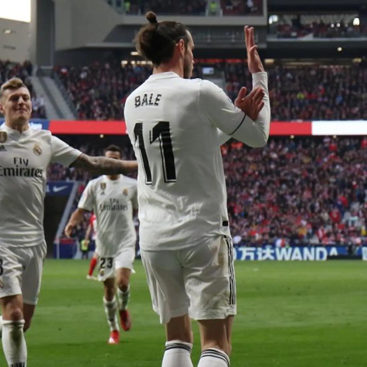 raulschalke7's tweet photo. Echo de menos muchas cosas de esta imagen. https://t.co/OHTtT0ur4l