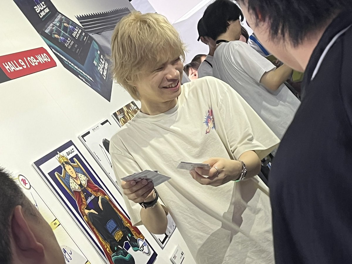 fromx_xluxe's tweet photo. かっこいいぞMeiy
いい笑顔だぞMeiy https://t.co/f4BspNPrz9