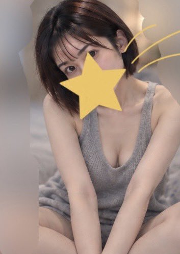 6sijdi's tweet photo. こんいのー🎵

誰にも見られないから、こんなテキトーな格好で過ごしてる〜😂
おしゃれも気合いも全部お休み。

あぁ〜楽すぎる😌 https://t.co/RKEqWzzrO5
