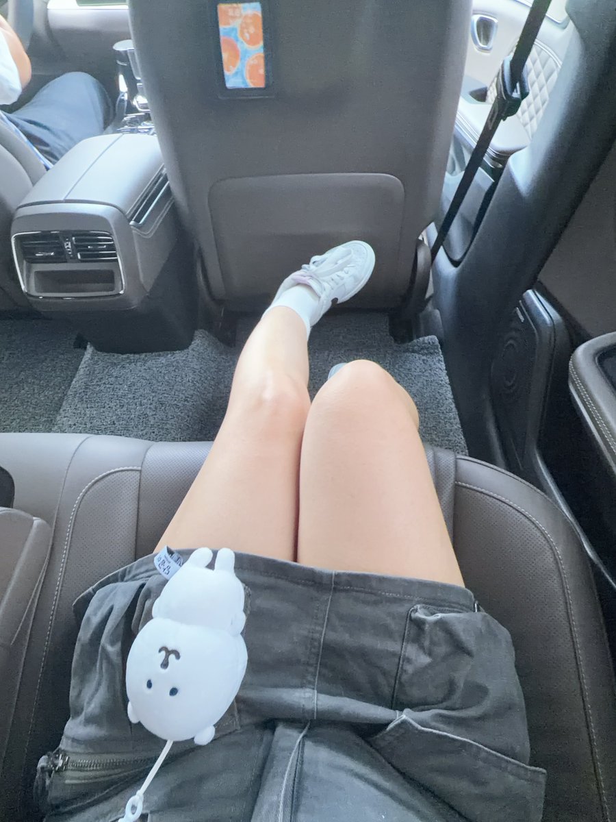 yyuesama's tweet photo. 惹妹系主人生气后只是“上贡”是没用的 必须还要够真诚 要是敷衍了事的话 
只会更生气哦 废物小狗哥哥🖤 https://t.co/ZoG8nDsMui