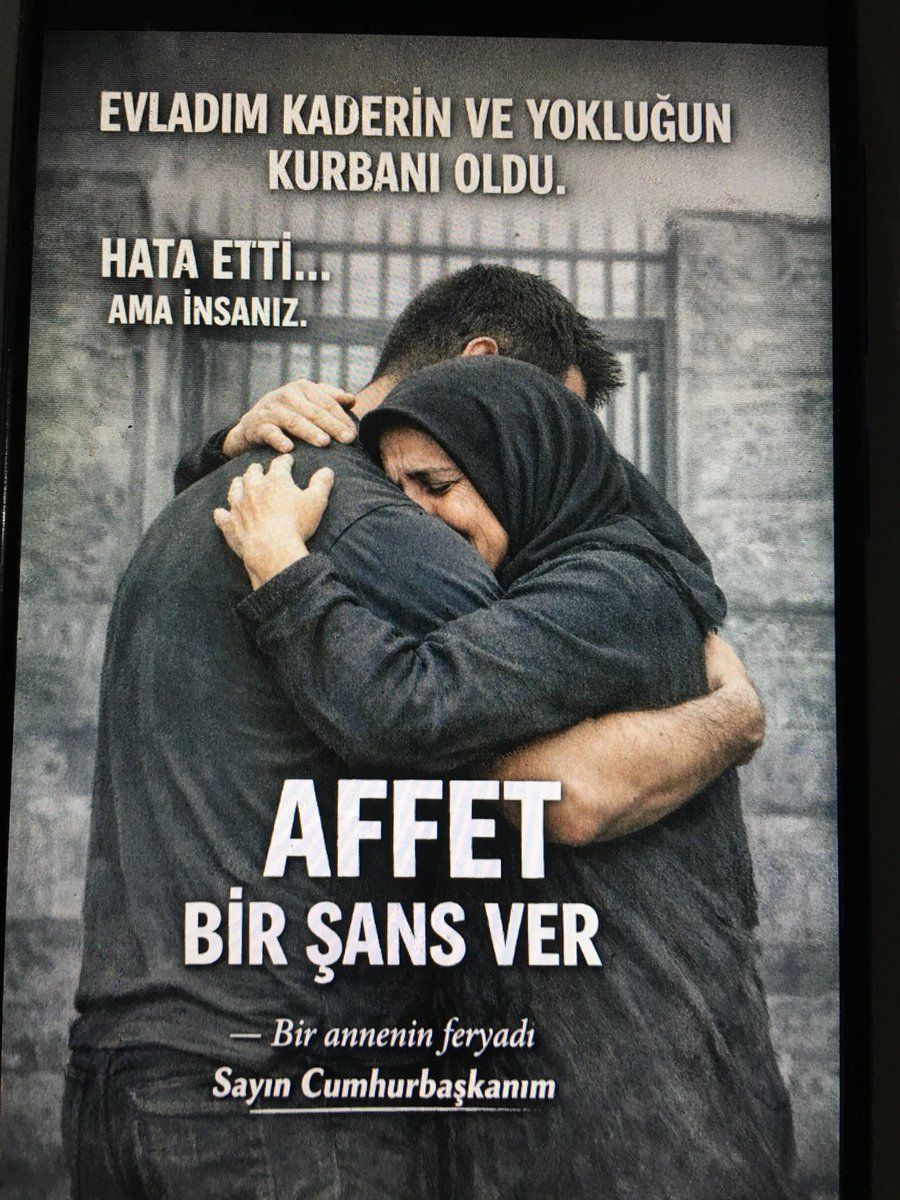 devin61504's tweet photo. Sayın Cumhurbaşkanım, Sayın Devlet Bahçeli;
Bu annelerin feryadını daha ne kadar duymazdan geleceksiniz?
Gencecik fidanların yılları geri gelmez.
Yazık etmeyin evlatlarımıza.
PKKkadar SuçluDeğiliz
@RTErdogan @dbdevletbahceli @YildizFeti @NumanKurtulmus @mehmetucum https://t.co/MFyGBGdwCz