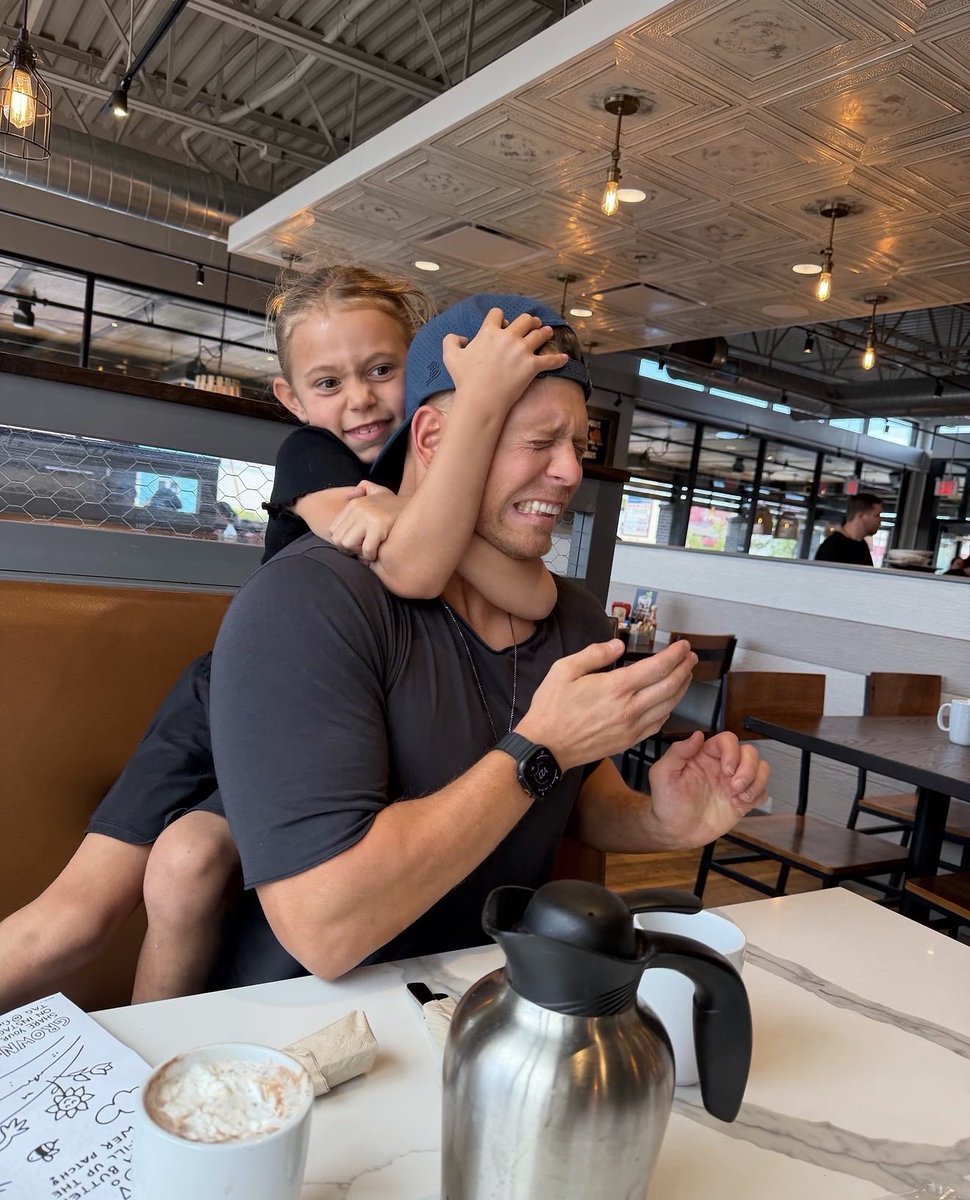 mikethemiz's tweet photo. Happy 7th Birthday to our little ray of sunshine ☀️💗 Our clever little comedian with the BIGGEST personality, endless energy and a comeback for absolutely everything 😂 You light up every room you walk into and somehow make everything more fun. We are so proud of you, Madi and love you beyond words! 💕🎂✨ HAPPY BIRTHDAY!!!!