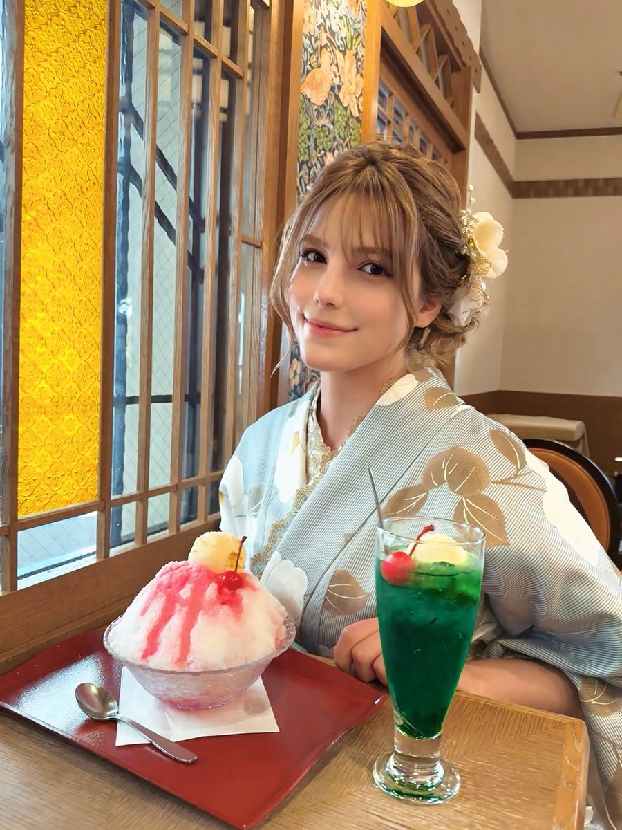 neti_jpd642's tweet photo. 外国人が着物を着てるのって、日本人から見てどう思いますか？🥺 https://t.co/kFO2nT4e32