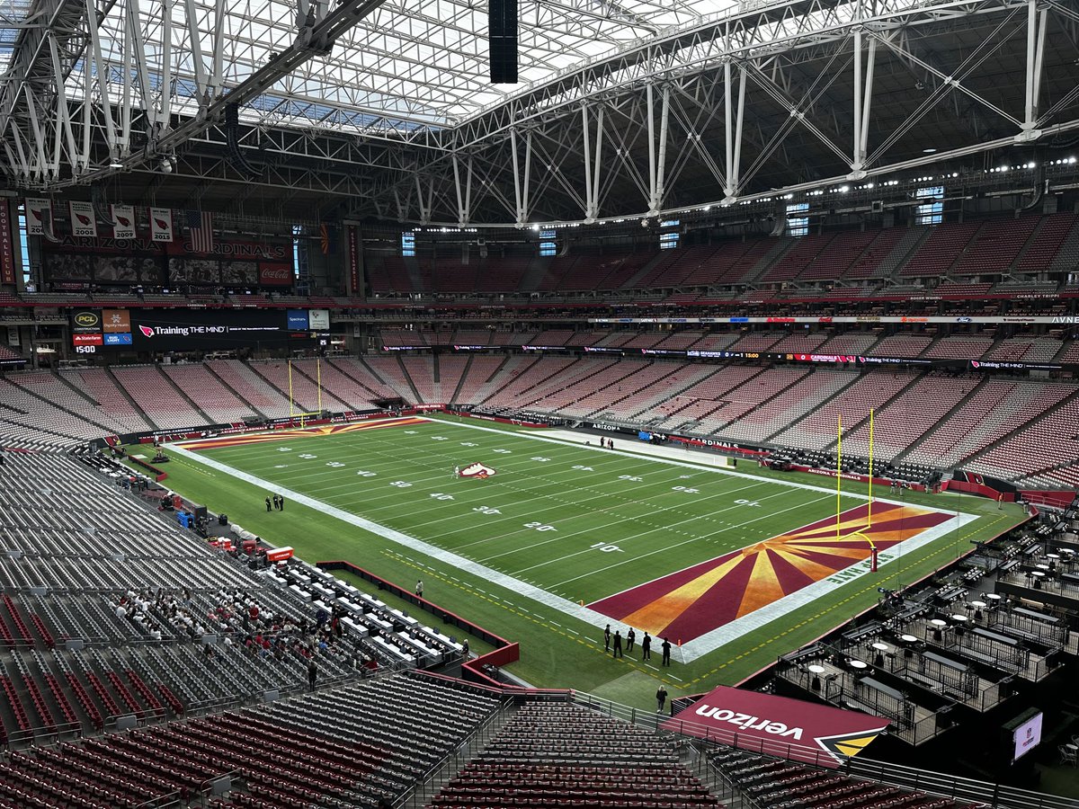 Cardschatter's tweet photo. Gorgeous.
Game day. #Rivalries #SEAvsAZ https://t.co/0cJ03ep7bA
