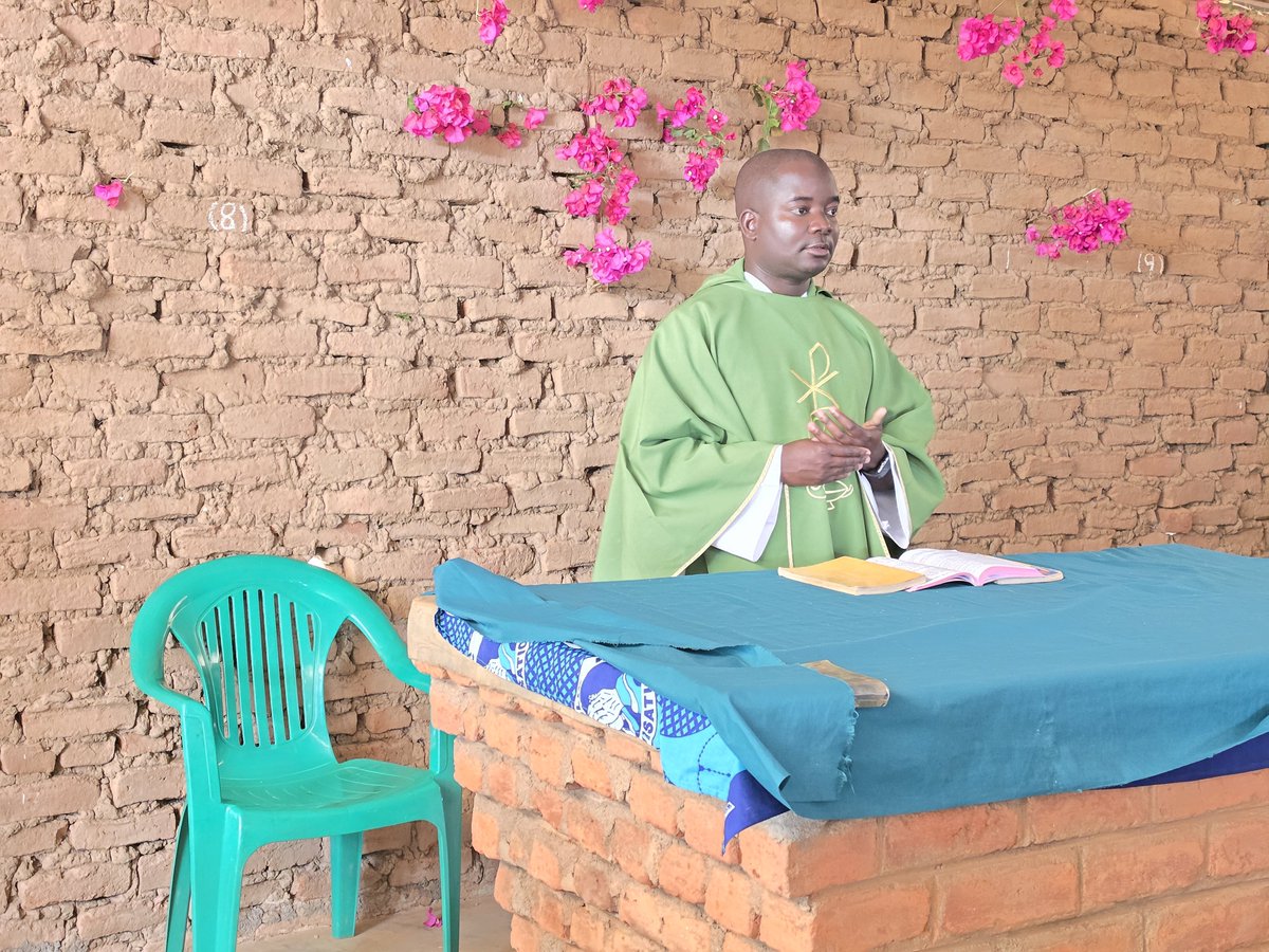 fr_petros's tweet photo. If you have seen this, know that I celebrated Mass today for all the sick. Please pray for me as well 🙏 https://t.co/ZdEKE3KJTJ