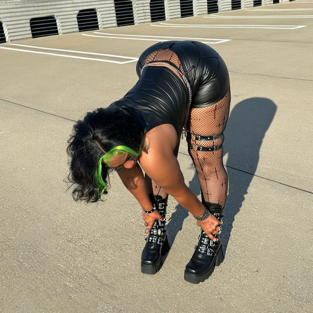chelsieethan's tweet photo. 💚🐍 https://t.co/pctYJNTyqK