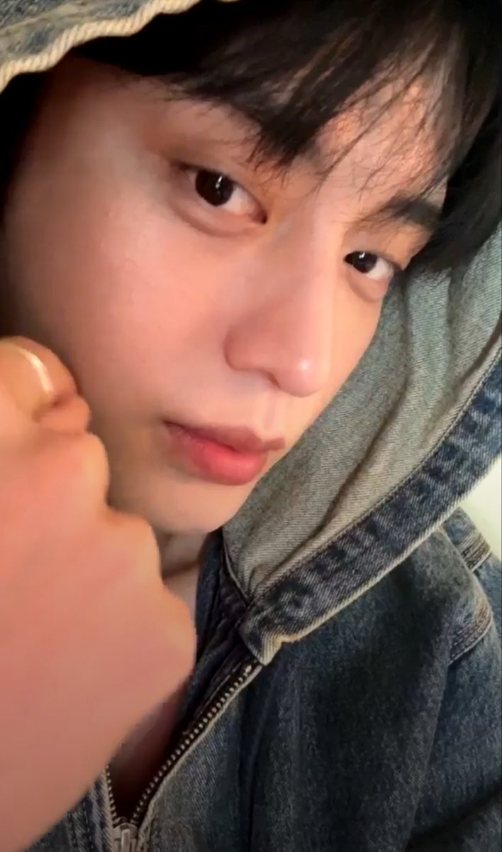 homoseoktuality's tweet photo. i am going to Love you forever Pretty kitty boy https://t.co/dJZQlHHjMI
