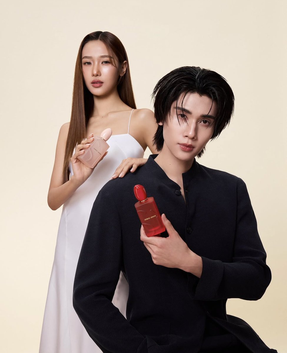 NamtanFilmFC's tweet photo. [2026.09.20] #FLMSTAGRAM
ig update ;  fr.racha 

Soft grace or bold energy? Capturing my
favorite moments with Si Nude Bloom & Si Passione Red Bloom. What's yours?

https://t.co/SolX0RsbVS
Please follow armani beauty thailand in Tiktok

FilmXSiBloom 

#filmracha #filmrachanun #WhatMakesYouBloom #SiDuofragrance #ArmaniFragrance #SiBloom @armani