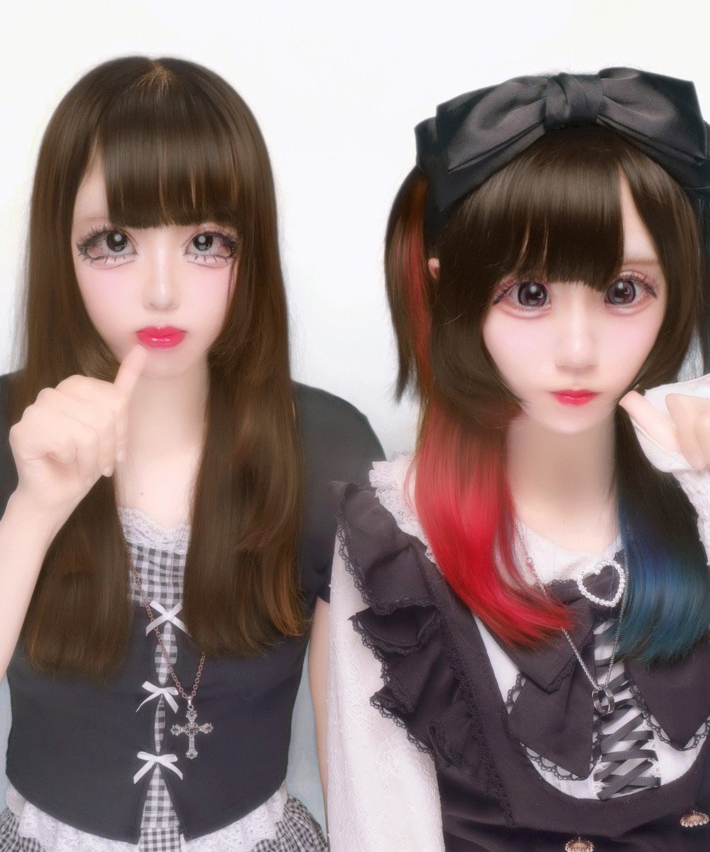 ru2001_y's tweet photo. ふぅちゃん @rxxyk_psycho とあそんだ( ᐡෆ  ̫ ෆᐡ )
マーキュロのユウリちゃんカラーの髪の毛可愛かったあ❤💙
LIZ LISAも似合ってた❣❣わたしも着たいㅠ  ̫ㅠ https://t.co/jvtTQUHLda