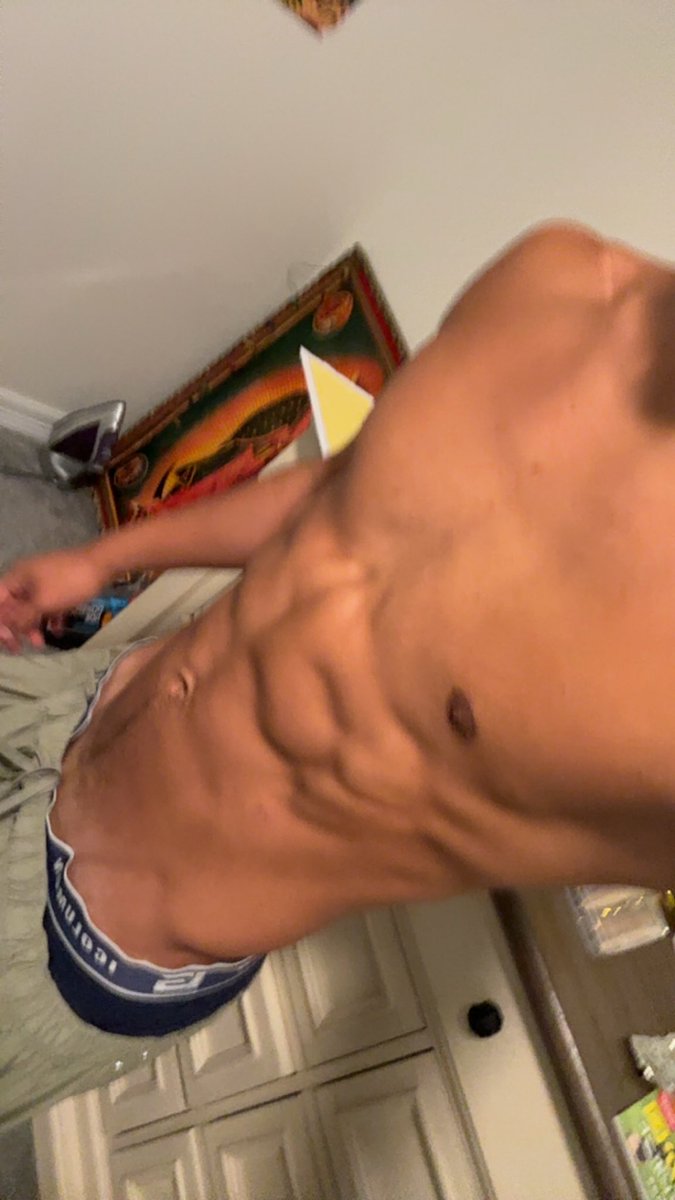 1forlyf's tweet photo. I need all my bad bitches following cause yall gon be good friends w me https://t.co/5R5pg0tdBD