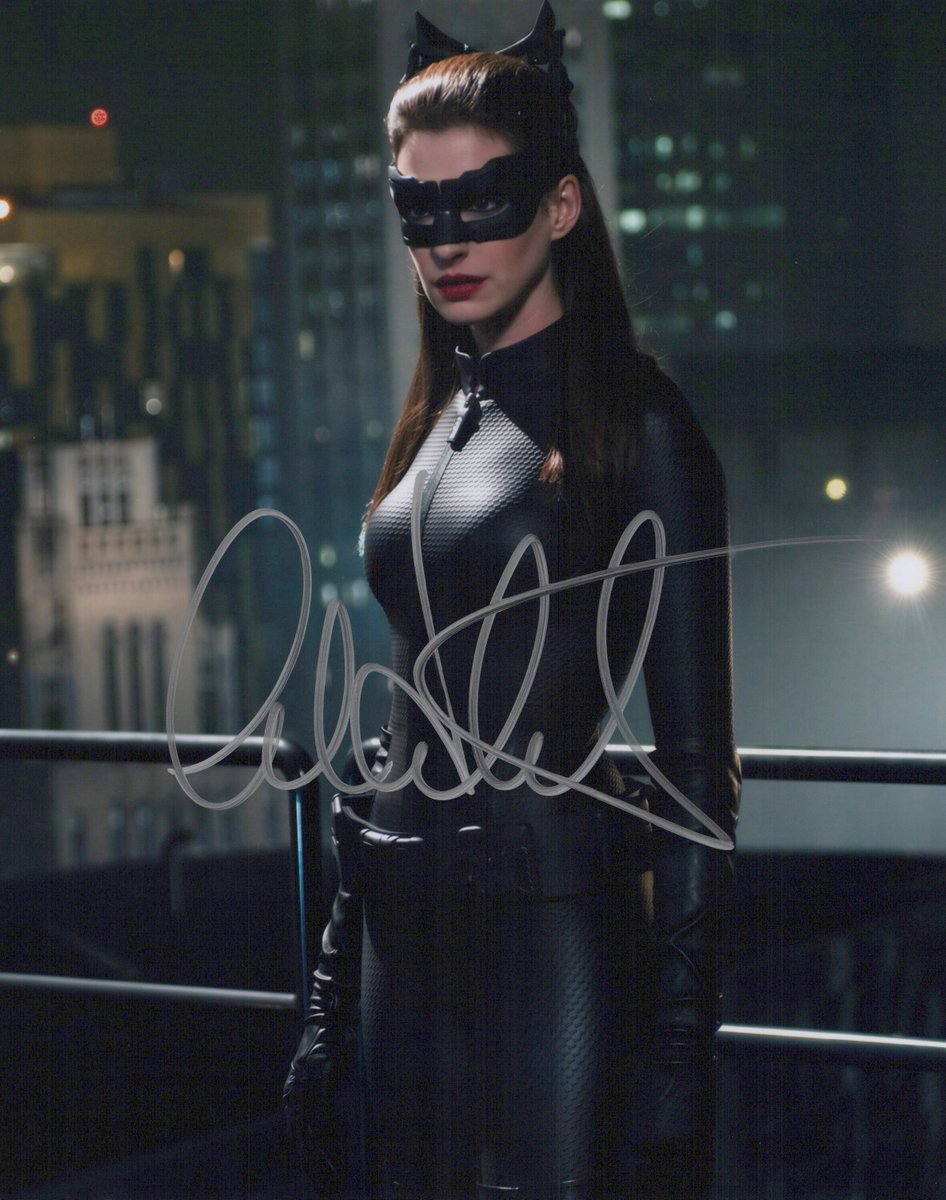 EBAutographs's tweet photo. #EBAutographs live auction is less than 2 hours away.. Our Sept 20th auction is at 11am EST. #InPersonAutographs #Autographs #MoviePosters #Playboy #Collectibles. Check it out: https://t.co/lCHAmT6Mhw https://t.co/AUfXoMpvHC