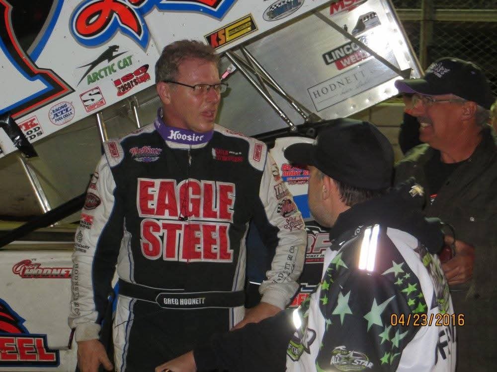 KLyter21's tweet photo. Will never forget this day 8 years ago. Here's Greg Hodnett with Tony Stewart after a race at Port Royal Speedway. Taken much too soon. Great man &amp; driver. https://t.co/8UkSNXrGNZ