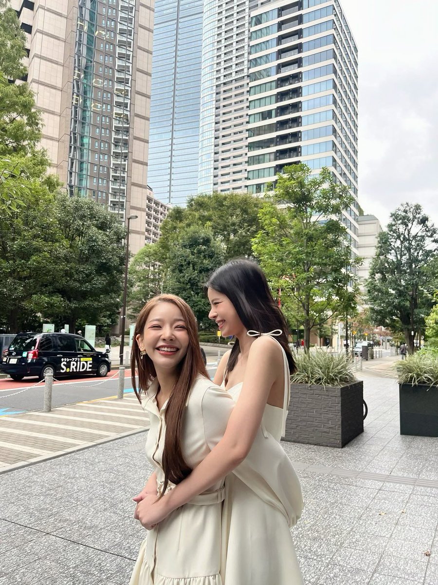 hrtsyada's tweet photo. They’re always so happy to be with each other ❤️🩹
#faymay #mayyada #maywyda #fay_riezz #faymayentertainment @Fay_riezz @maywyda @FAYMAYent https://t.co/rredbM7dcS