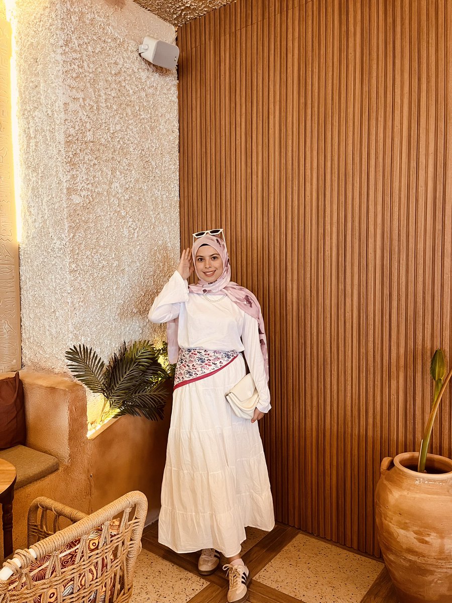 0Bahar_x's tweet photo. An🤎✨ https://t.co/HjnGUUVMId