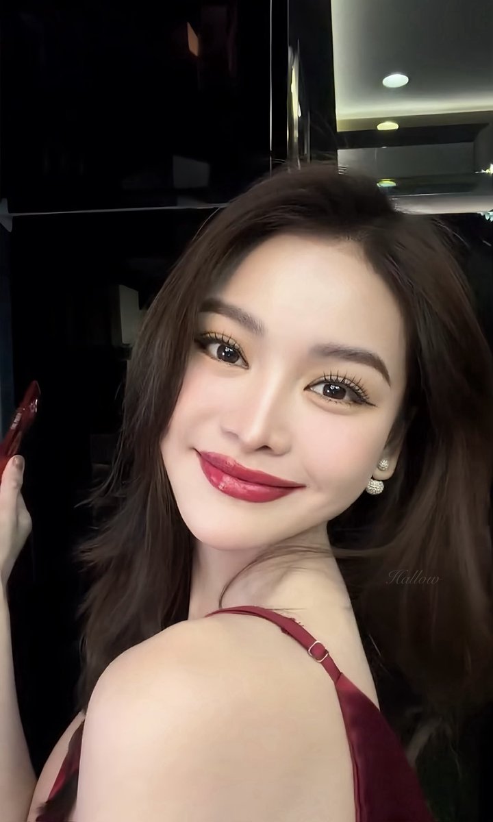 Thisshalloween's tweet photo. สวยมากกกก โซฮอต!💋🔥 #LipTattooTP
ENGFA THE BELOVED STAR20
#อิงฟ้ามหาชน #EngfaWaraha @EWaraha https://t.co/yqlUNS8ub8