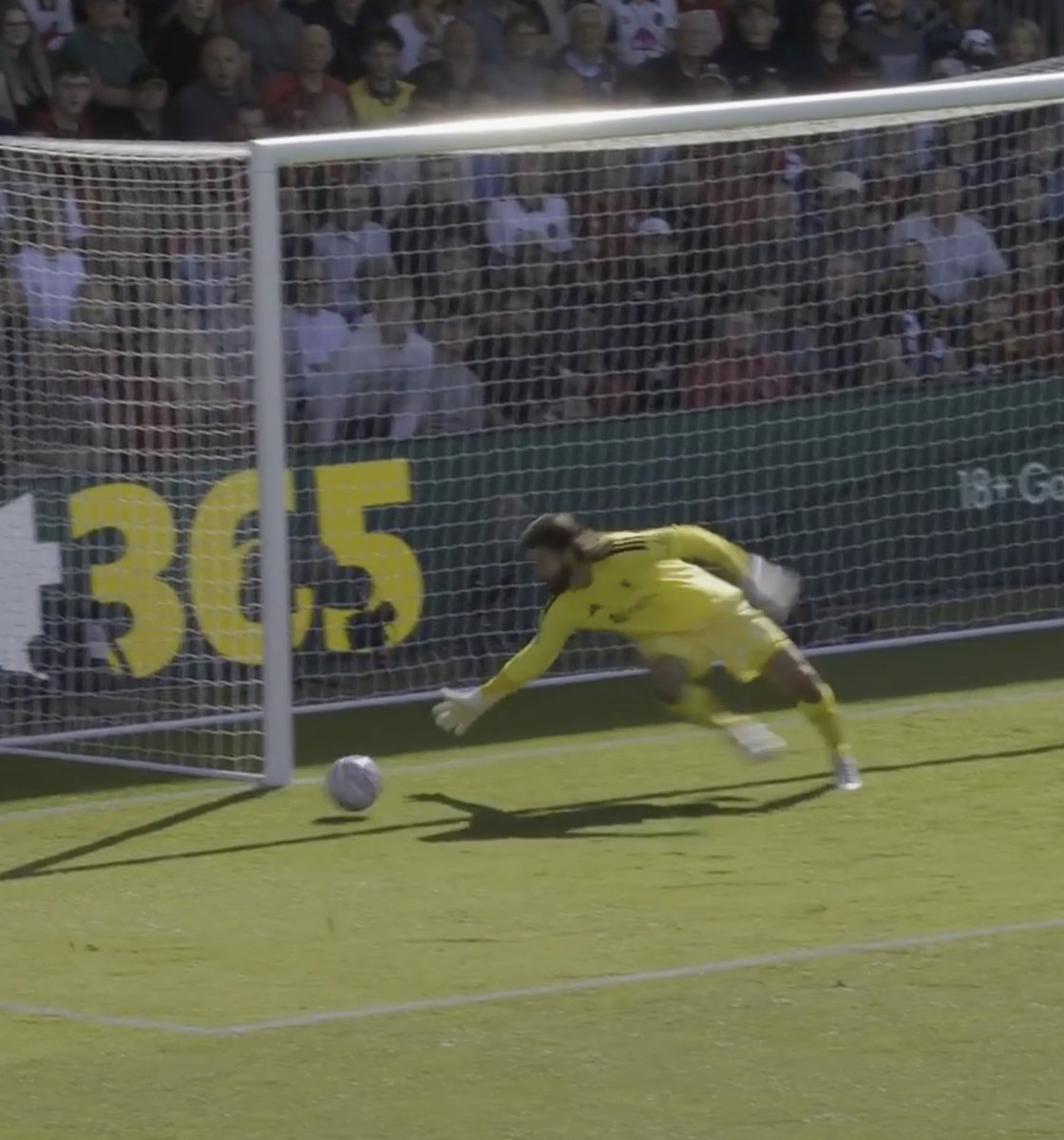 PLforIndia's tweet photo. This save from Alisson was out of this world 🤯

#BOULIV | @LFC https://t.co/bFUWguwgSJ