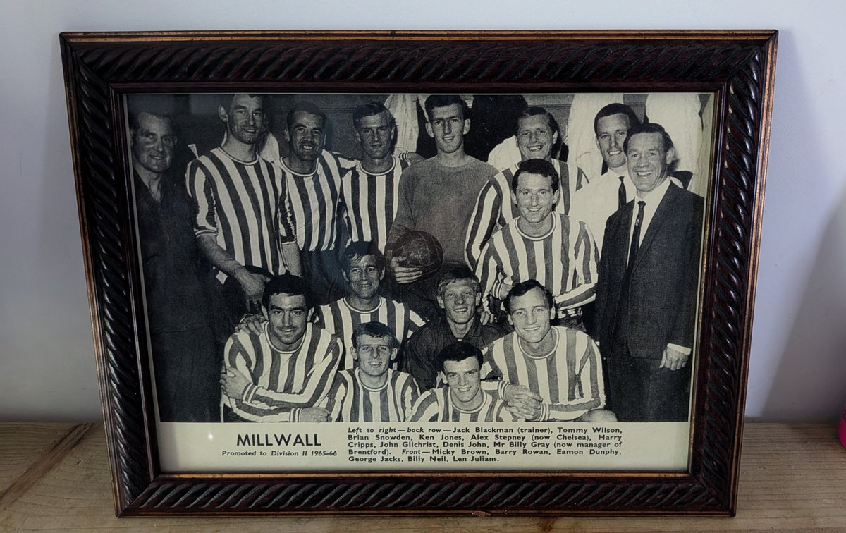 Gregmillwall's tweet photo. Would any fellow Millwall fan like this? Free to a good home. #millwall https://t.co/1WLNQzQVeM