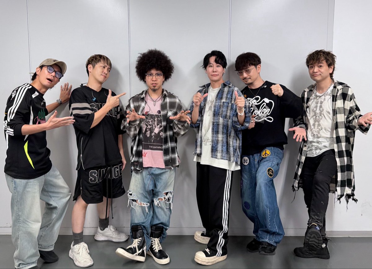 yukikishida's tweet photo. SixTONES 味の素スタジアム、２日目！！
とんでもない雨でしたが、逆に燃えまくって伝説となりました

最高！！ https://t.co/2xFTYpbSsi
