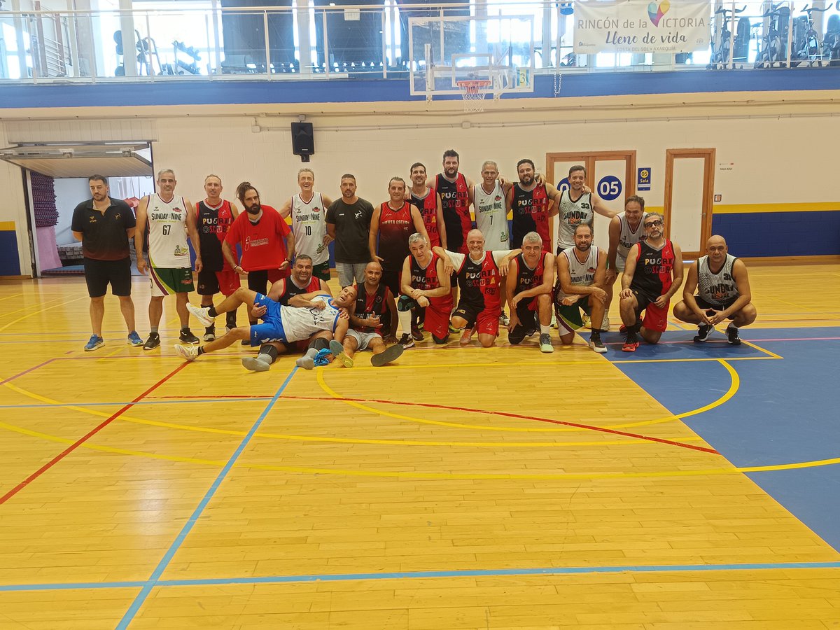 jaimeMT27's tweet photo. Domingo en el Rubén Ruzafa 🏀, en el MEMORIAL JOSE CARDENAS, gracias por la invitación! @RINCONBASKETCL1

#CDPO15.0
#siemprejuntos
#marearoja https://t.co/F81VuKyvY3