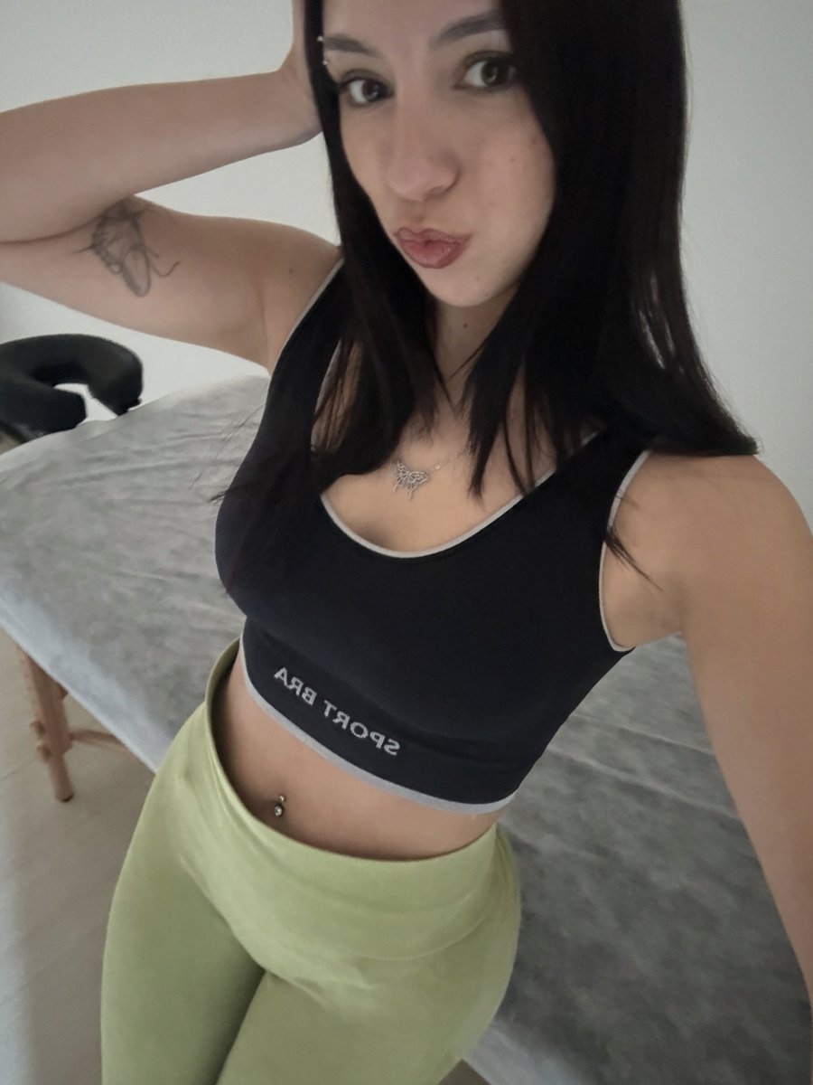 lifewithlunad's tweet photo. delivered exactly what was requested 💋🔥 https://t.co/aWaz8rqEVc