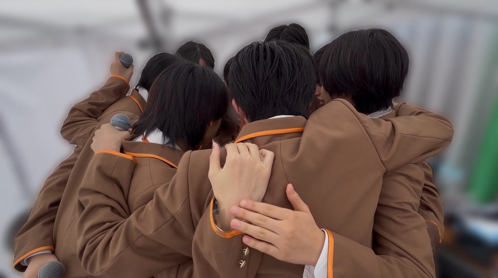 iiondo_official's tweet photo. /／
『はつ恋ONDO』リリースイベント＠ららぽーと安城🌡️
　ありがとうございました🎉
\＼

1st シングル『はつ恋ONDO』発売記念リリースイベントありがとうございました☀️

昨日・明日とリリイベでは初めての制服衣装をお披露目しました🏫

そして、今回はオーディション審査曲「夢の途中で」が撮影可能となりました！

本日撮影した映像は
ぜひ #はつ恋ONDOの秋が来た をつけてSNSに投稿してください📸🍁

次は埼玉！皆さんの心を良い温度にできるように頑張ります☀️

🗓️今後のリリースイベント予定はこちら
🔗https://t.co/XKck6wbacQ

#iiONDO
 #EBiDAN