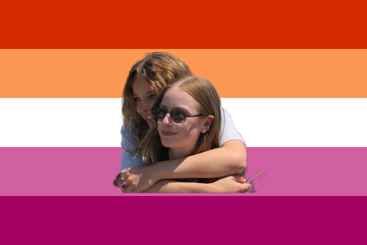 malydolfo's tweet photo. lesbian flag for lesbians who love ramoona https://t.co/wtovhPFYzU