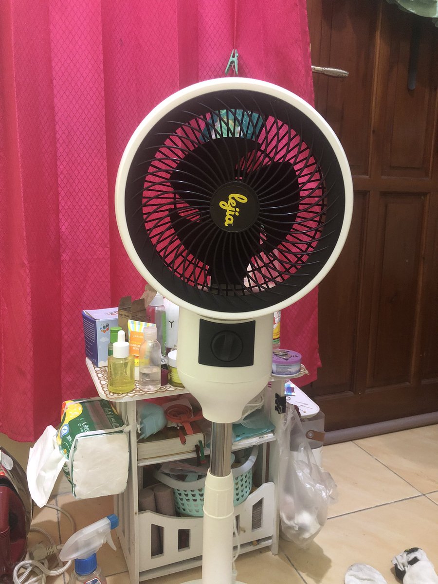 dessyarumn's tweet photo. easy to assembly, no noisy, cool 👍👍👍
meskipun nggak bisa muter sih https://t.co/cZnIVfbMYT