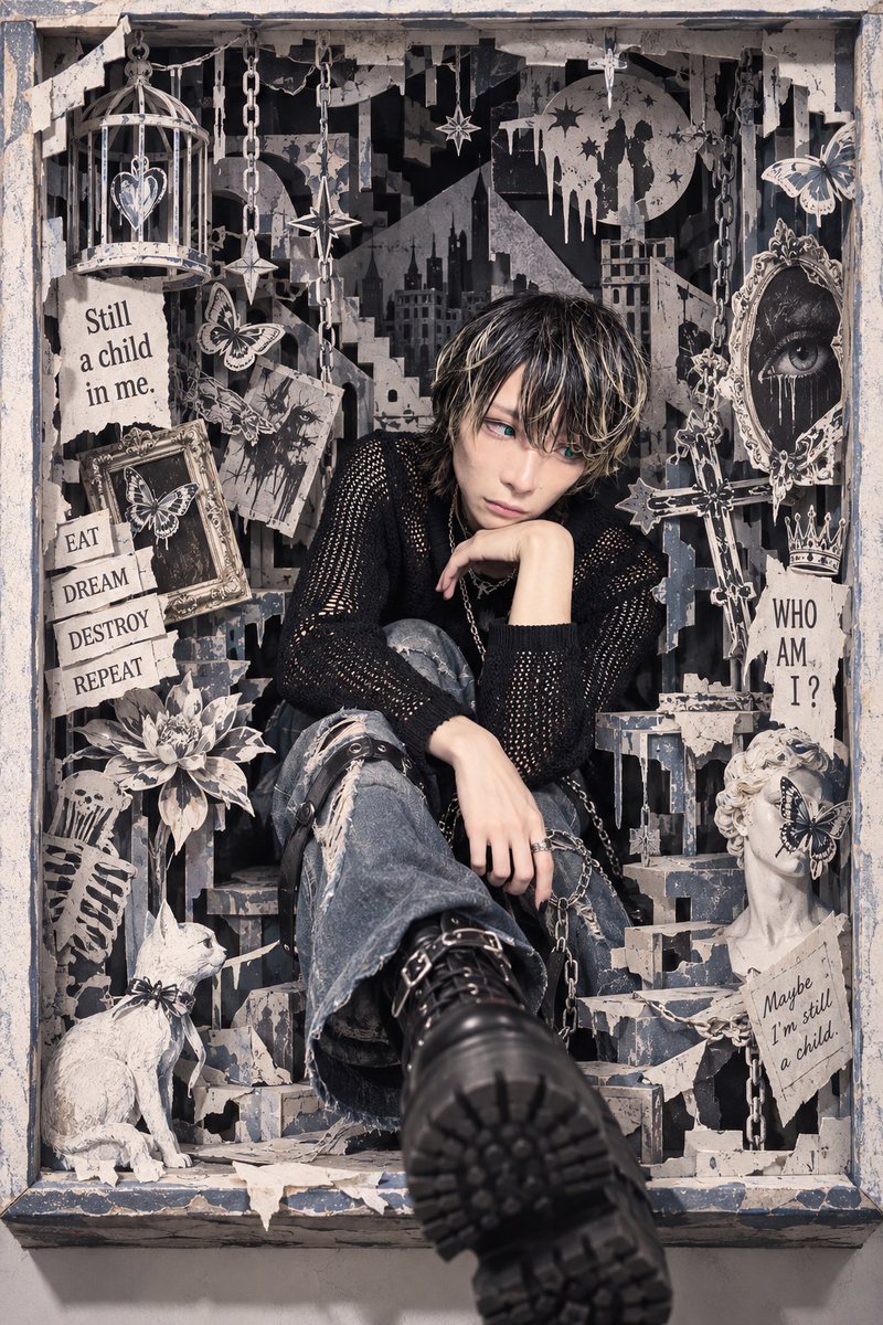 n_paysan's tweet photo. やってみた
非常にかっこいい

#v系 #ヴィジュアル系 #ビジュアル系 https://t.co/nhgrkCEAl4