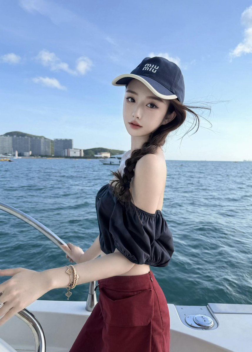 DanielLee0ddo's tweet photo. 睡醒继续，出海放松一下

开脱！开脱！！上供！！！

谁要锐评我的福？看完不许说🐻黑 https://t.co/f0YRPWfnyt